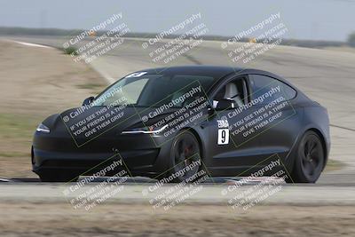 media/Oct-19-2025-Speed Ventures (Sun) [[a6e7fe67be]]/TC B/Session 2 (Outside Grapevine)/